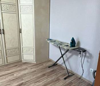 Продается 1-комнатная квартира, 38 м²