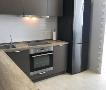 Продается 1-комнатная квартира, 40 м²