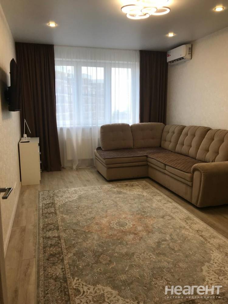 Продается 1-комнатная квартира, 40 м²