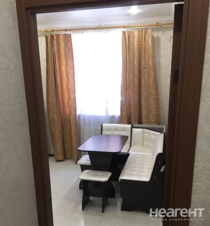 Сдается 1-комнатная квартира, 36 м²