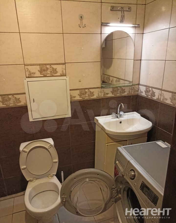 Продается 1-комнатная квартира, 37,5 м²