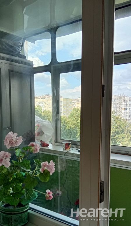 Продается 1-комнатная квартира, 35 м²