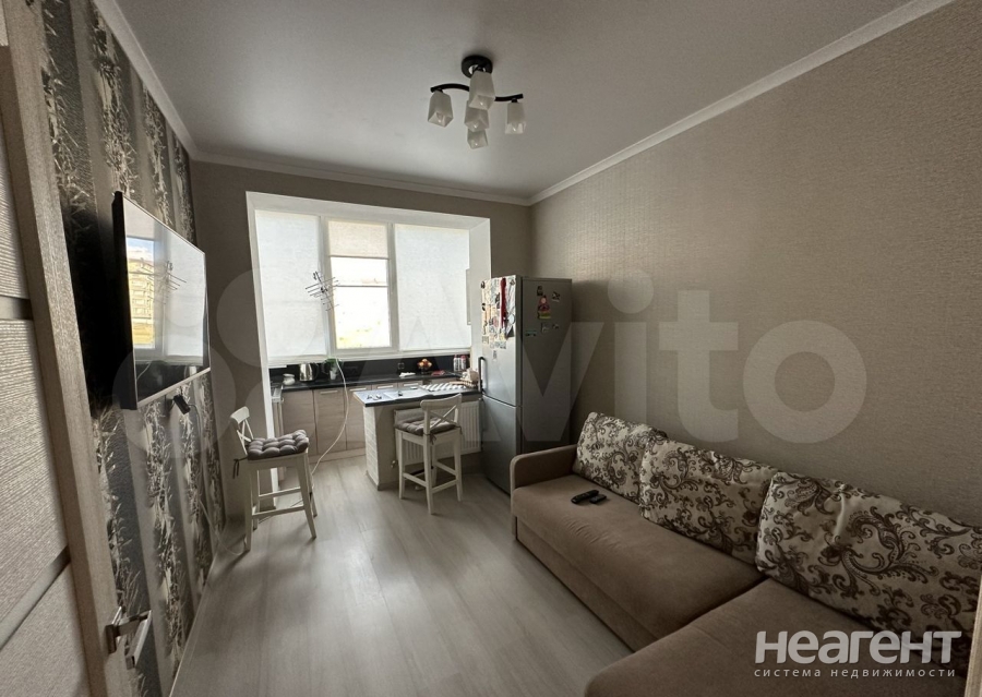 Продается 1-комнатная квартира, 37,9 м²