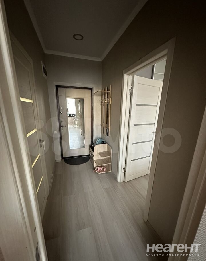 Продается 1-комнатная квартира, 37,9 м²