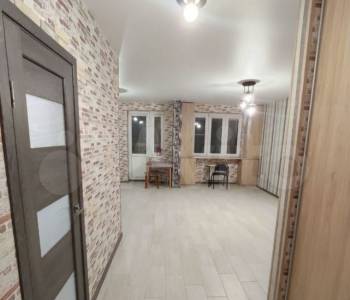 Продается 1-комнатная квартира, 36 м²