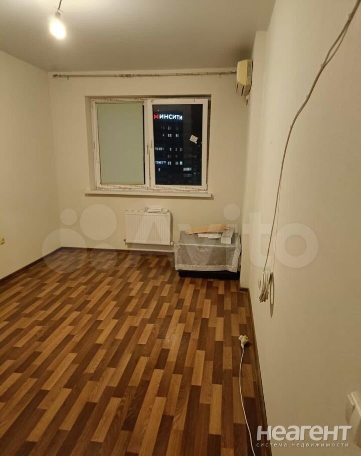 Продается 1-комнатная квартира, 32,4 м²