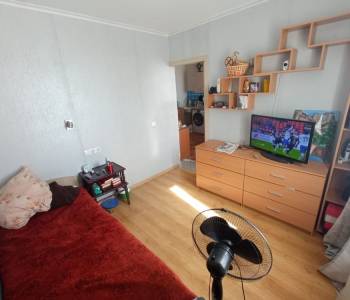 Продается 1-комнатная квартира, 42,3 м²