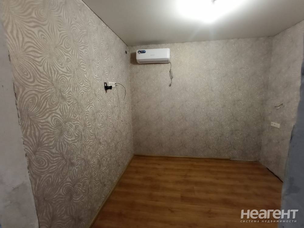 Продается 1-комнатная квартира, 42,3 м²