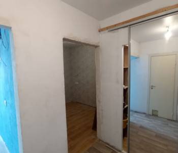 Продается 1-комнатная квартира, 42,3 м²