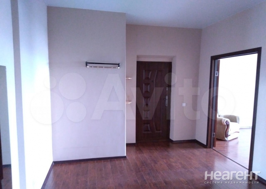 Продается 2-х комнатная квартира, 74 м²