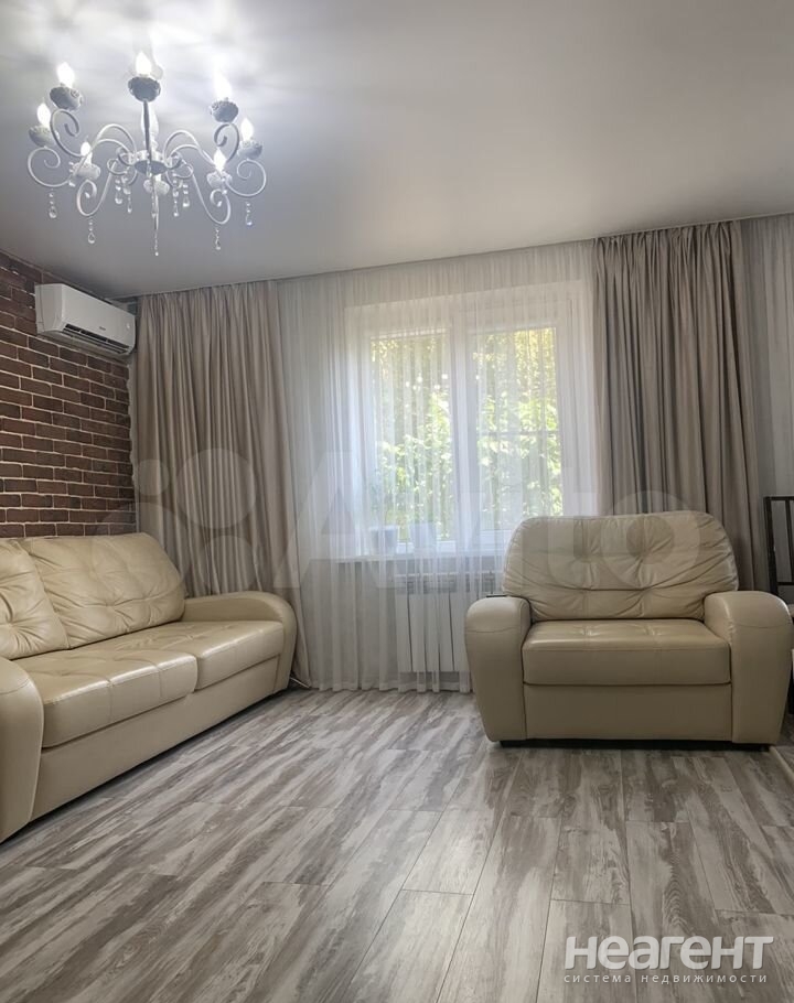 Продается 3-х комнатная квартира, 63 м²