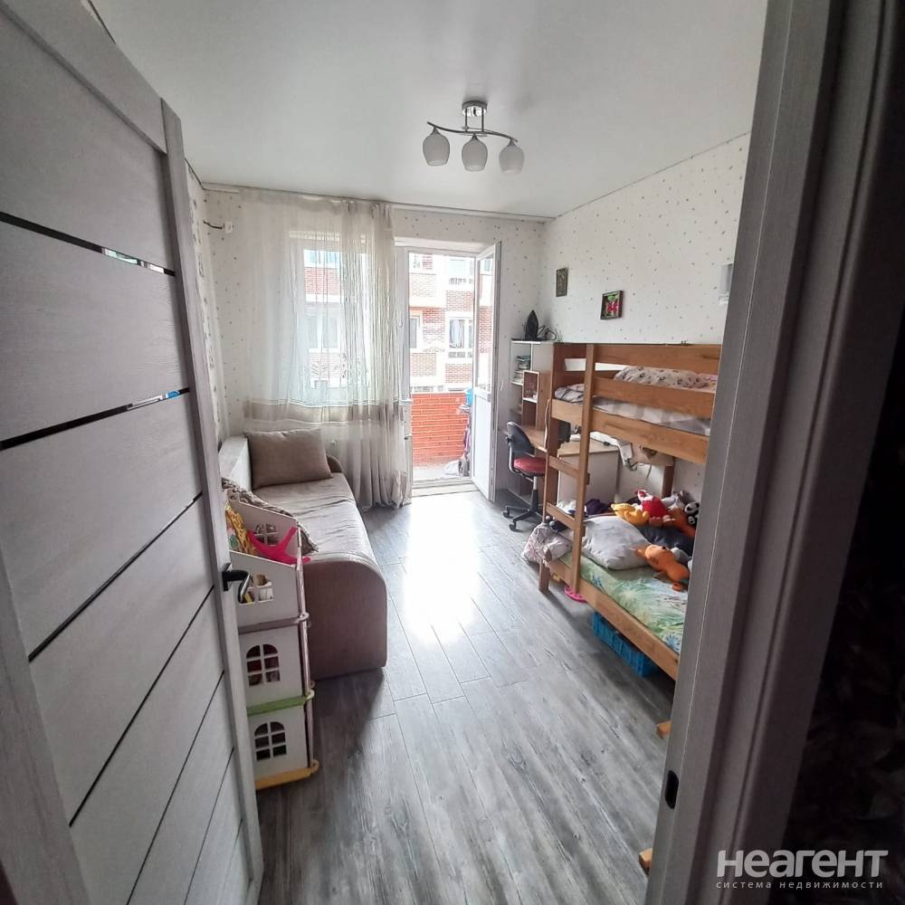 Продается 1-комнатная квартира, 38 м²