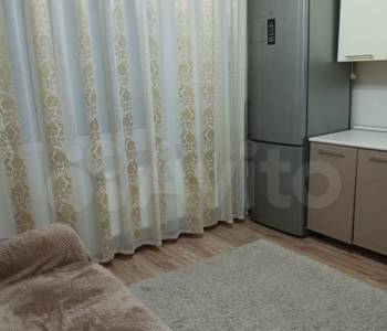 Продается 1-комнатная квартира, 38 м²