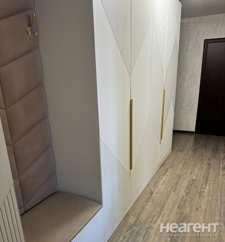 Продается 3-х комнатная квартира, 66,6 м²