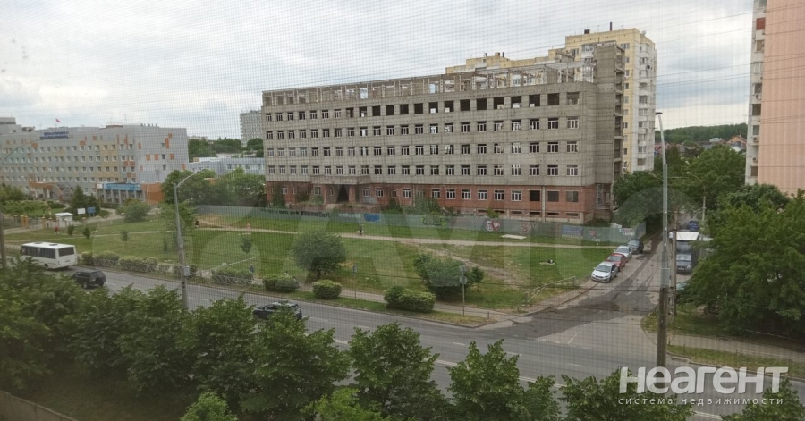 Продается 1-комнатная квартира, 35,7 м²