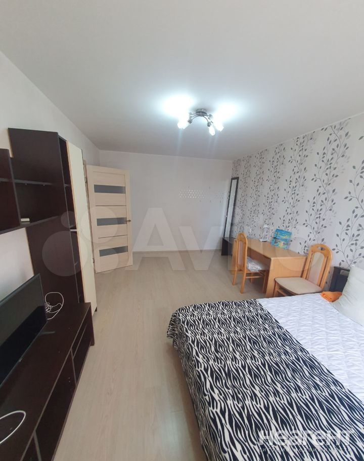 Сдается 1-комнатная квартира, 40 м²