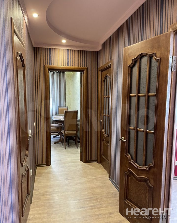 Продается 2-х комнатная квартира, 67 м²