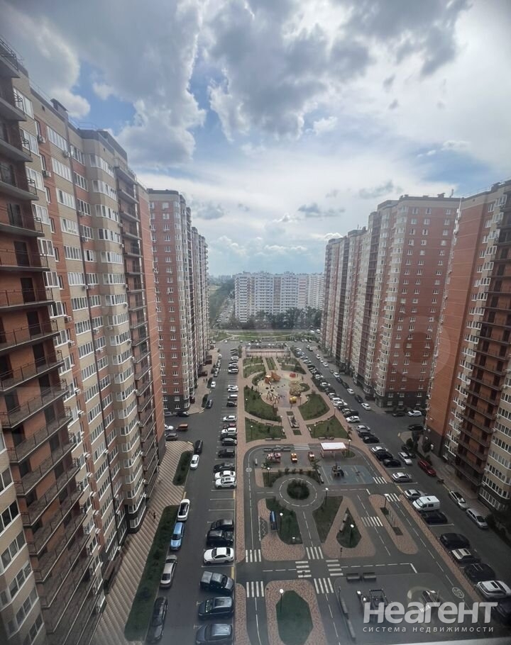 Продается 1-комнатная квартира, 38 м²