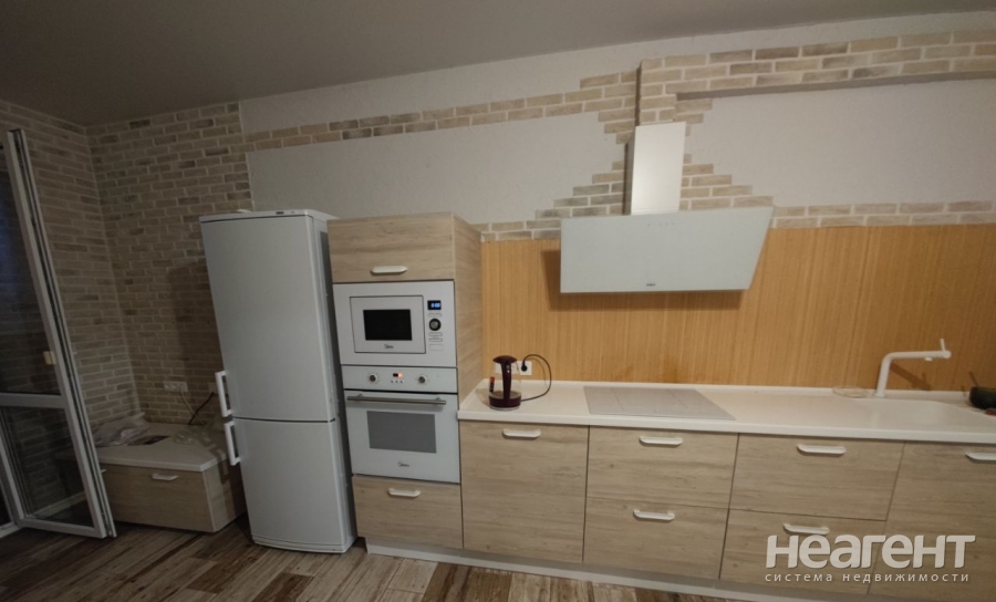 Продается 1-комнатная квартира, 41,5 м²