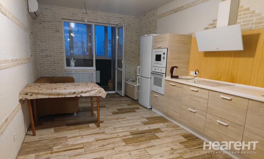 Продается 1-комнатная квартира, 41,5 м²