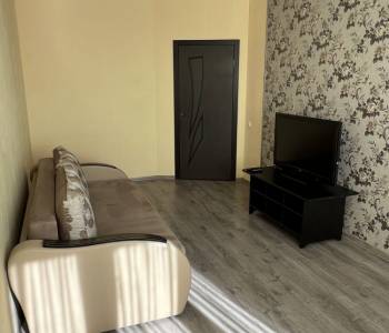 Сдается 1-комнатная квартира, 43 м²