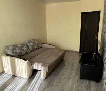 Сдается 1-комнатная квартира, 43 м²