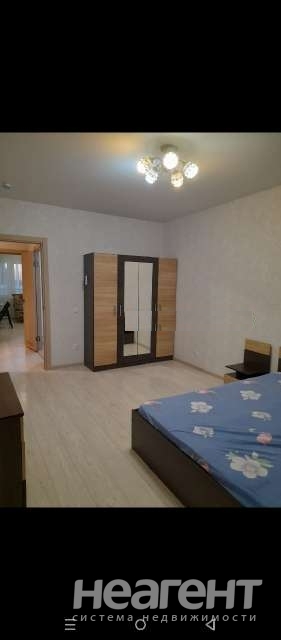 Сдается 1-комнатная квартира, 46 м²