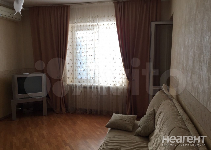 Продается 1-комнатная квартира, 51 м²