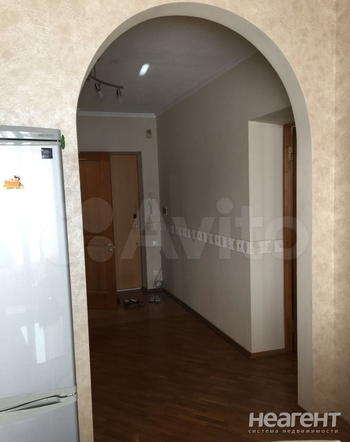 Продается 1-комнатная квартира, 51 м²