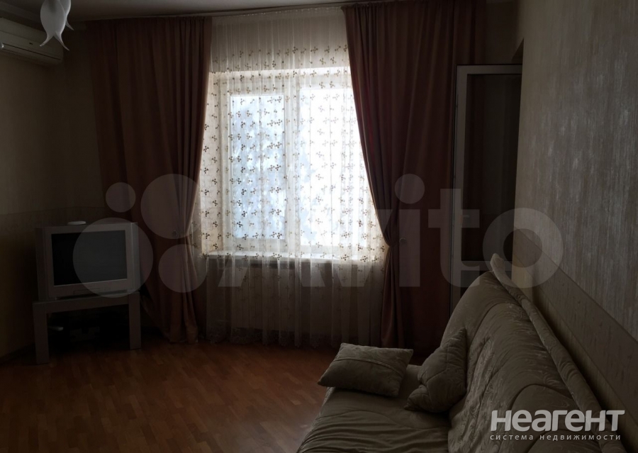 Продается 1-комнатная квартира, 51 м²