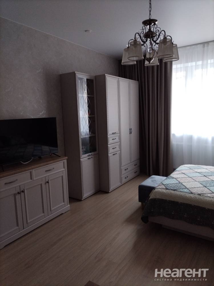 Сдается 1-комнатная квартира, 44 м²