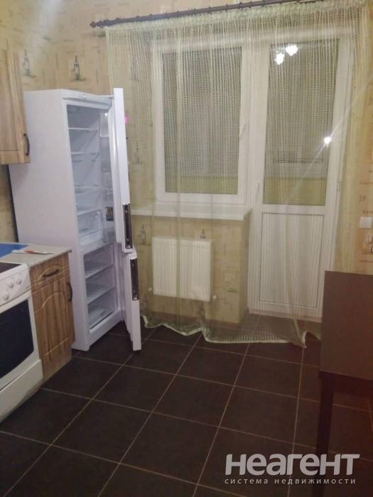 Продается 1-комнатная квартира, 39 м²