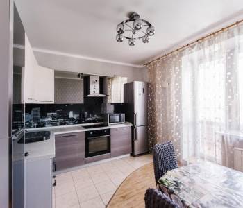 Продается 2-х комнатная квартира, 63 м²