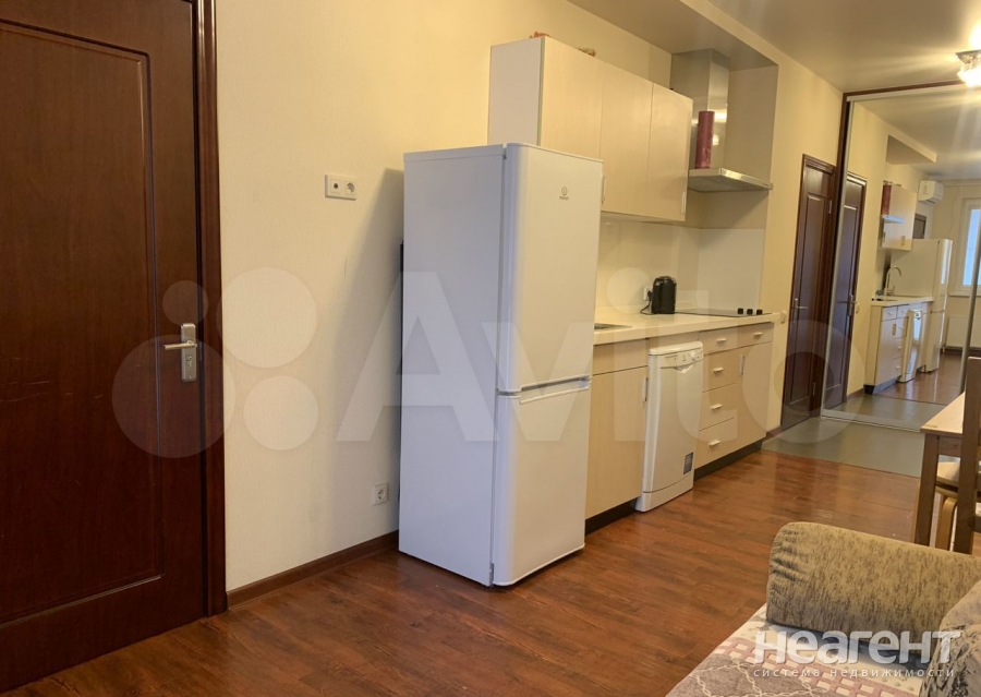 Продается 2-х комнатная квартира, 42 м²