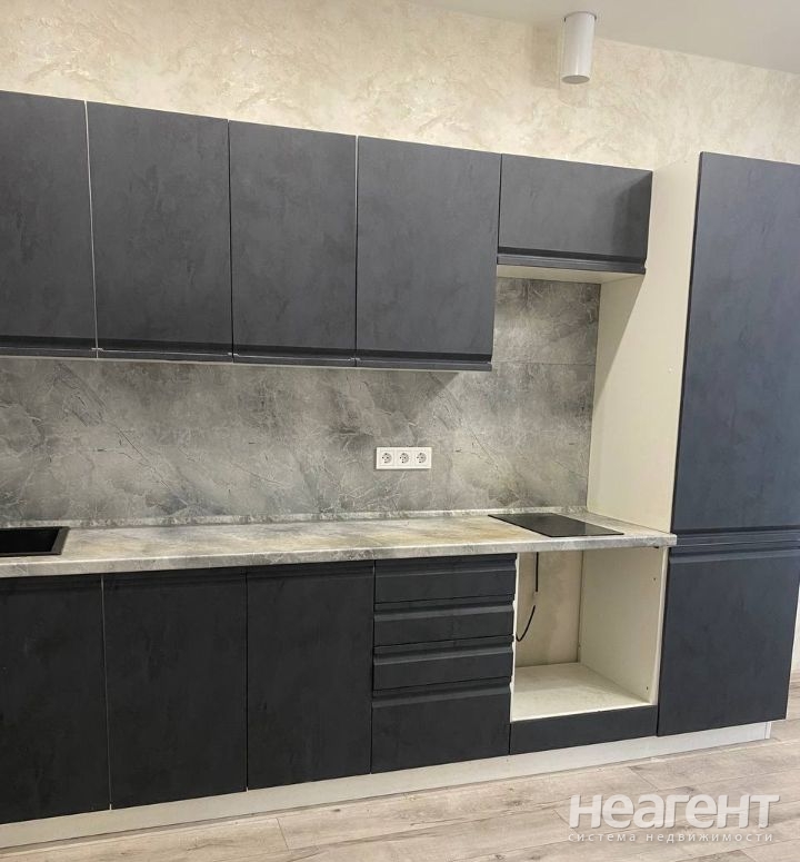 Продается 2-х комнатная квартира, 72 м²