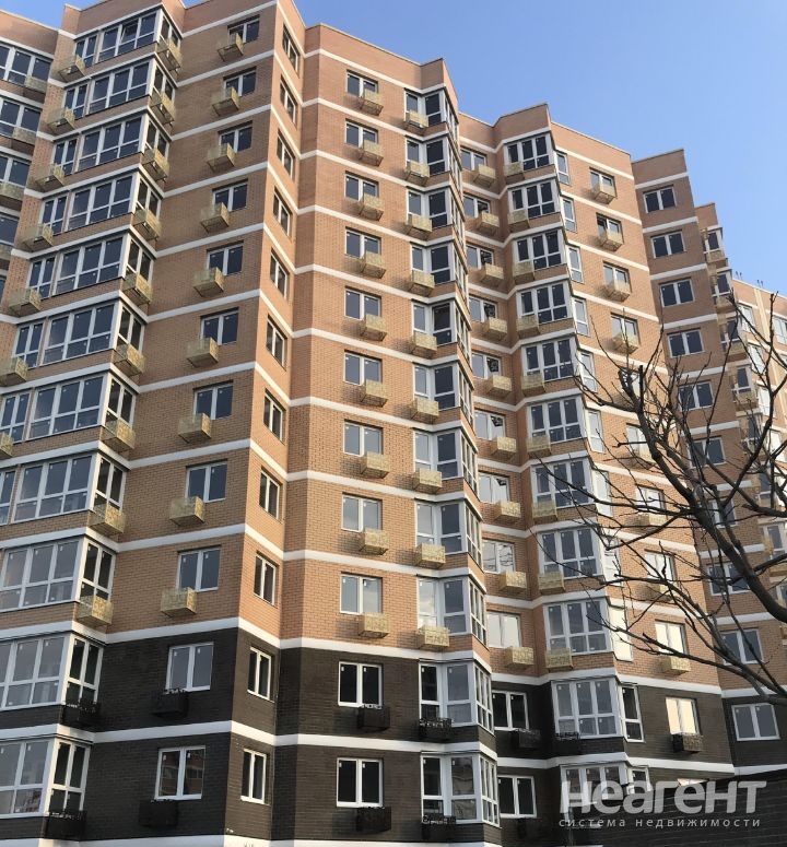 Продается 1-комнатная квартира, 49 м²