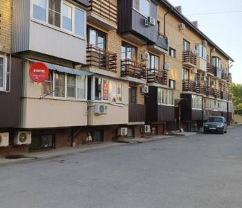 Продается 1-комнатная квартира, 32 м²