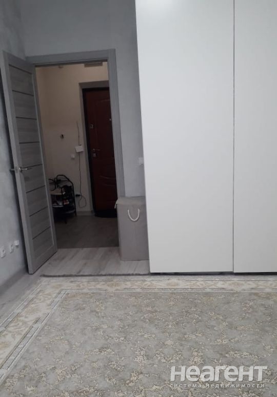 Продается 1-комнатная квартира, 32,9 м²