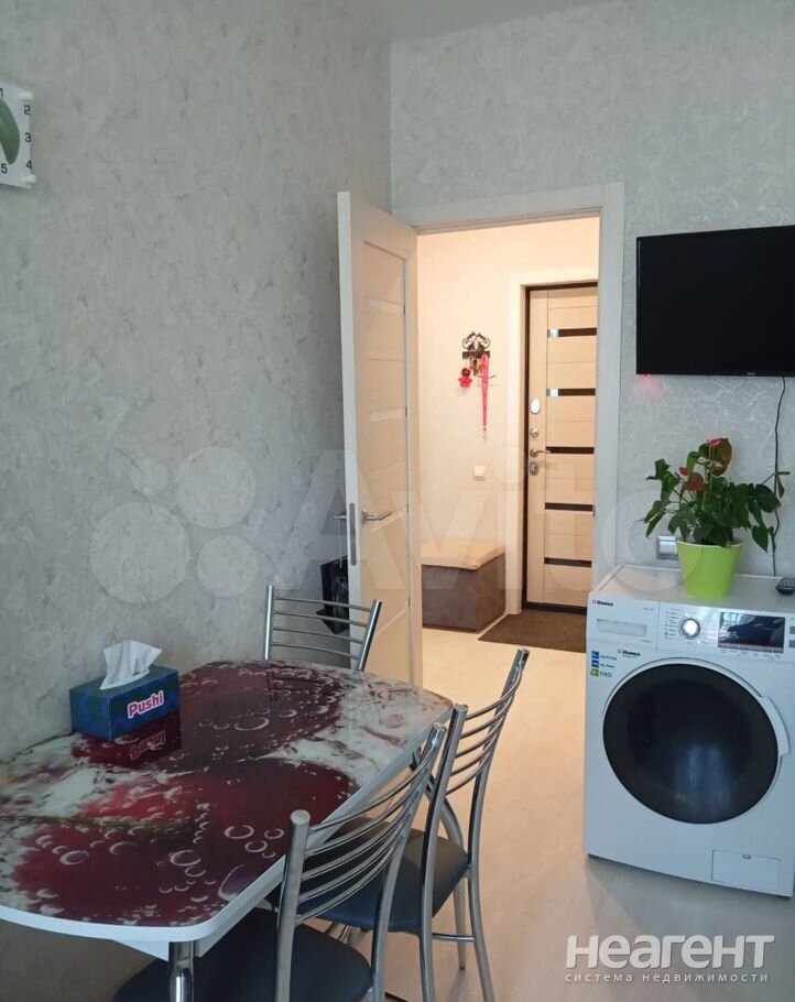 Продается 1-комнатная квартира, 32,5 м²