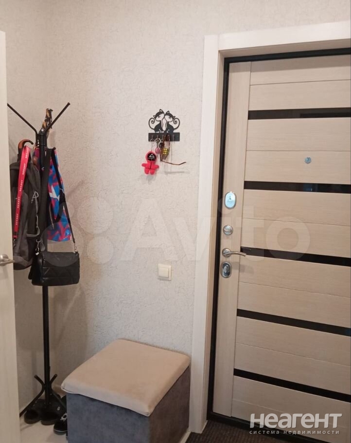 Продается 1-комнатная квартира, 32,5 м²