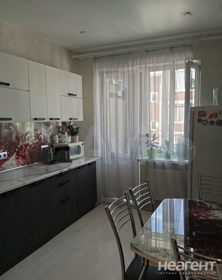 Продается 1-комнатная квартира, 32,5 м²