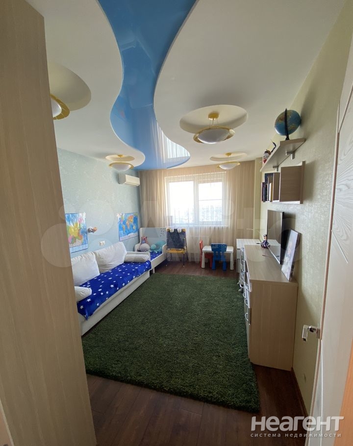 Продается 3-х комнатная квартира, 115 м²