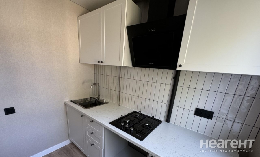 Продается 1-комнатная квартира, 30 м²