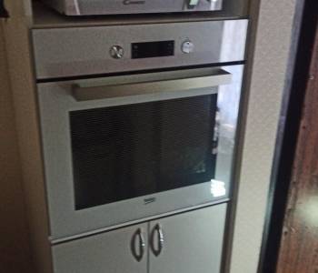 Продается Многокомнатная квартира, 60 м²