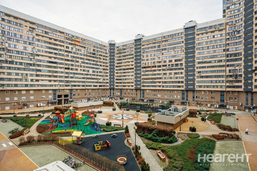 Продается 3-х комнатная квартира, 117 м²