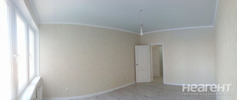 Продается Многокомнатная квартира, 180 м²