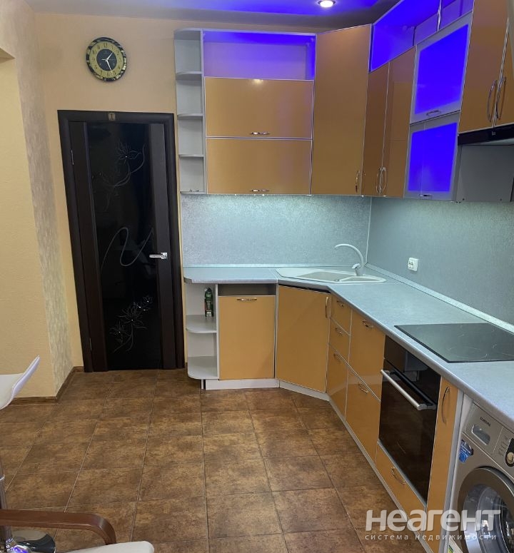 Продается 2-х комнатная квартира, 85,5 м²