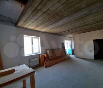 Продается 1-комнатная квартира, 110 м²