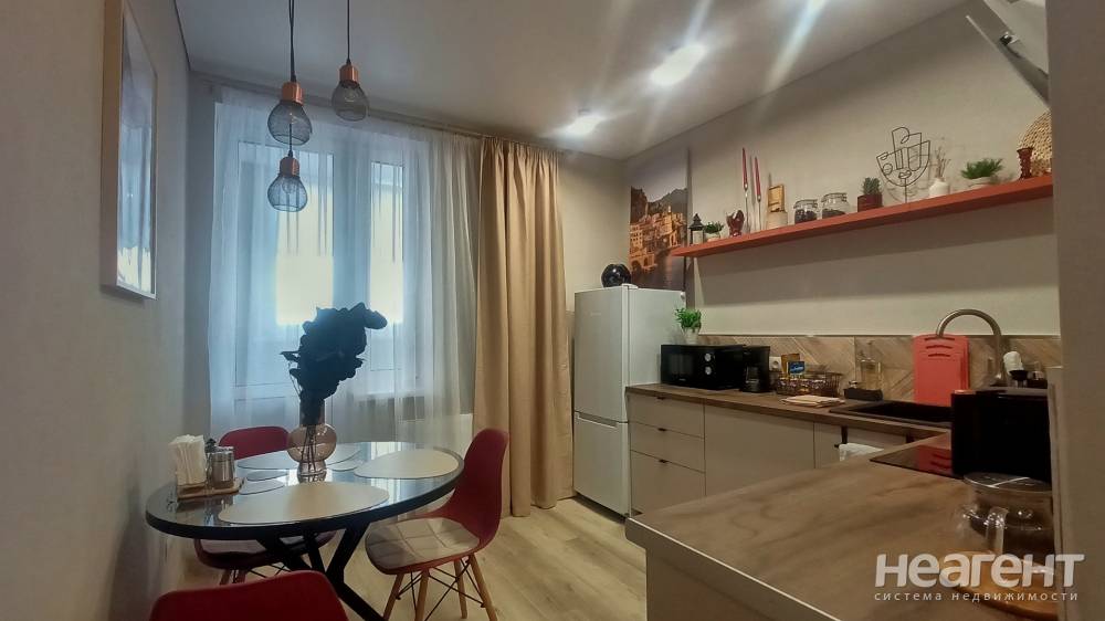 Сдается 1-комнатная квартира, 39 м²