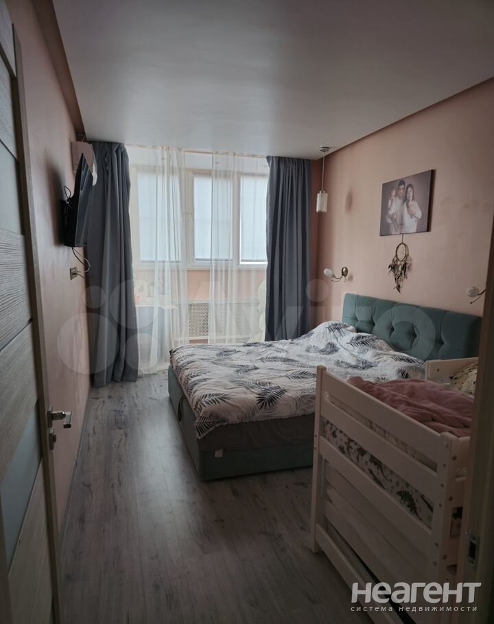 Продается 2-х комнатная квартира, 64 м²